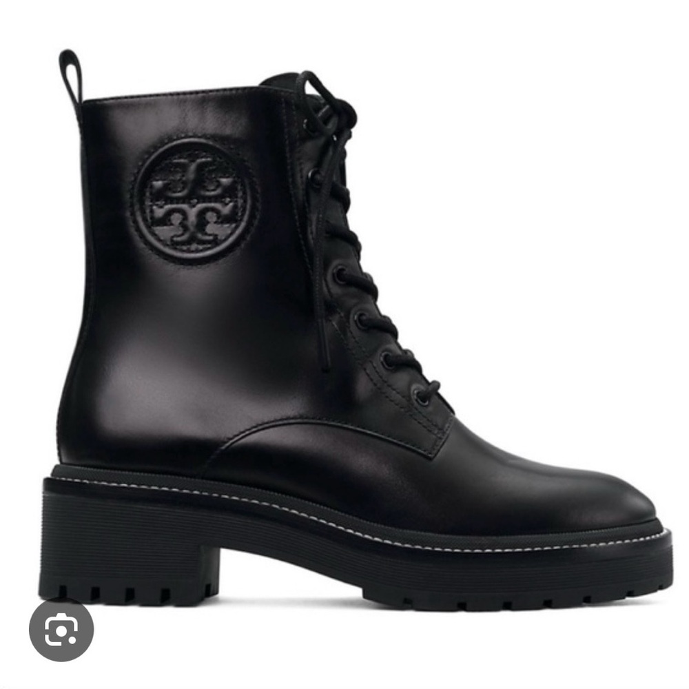 Tory Burch boots size 7